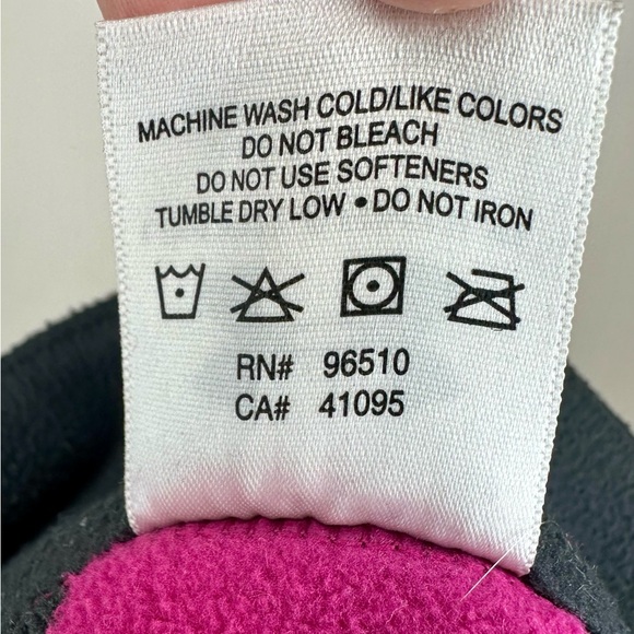 EUC Under Armour Pink/Purple Fleece 1/2 Zip Running Pullover Sweater - Picture 15 of 15